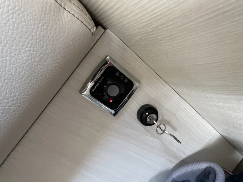 User image 67fa160c281e4