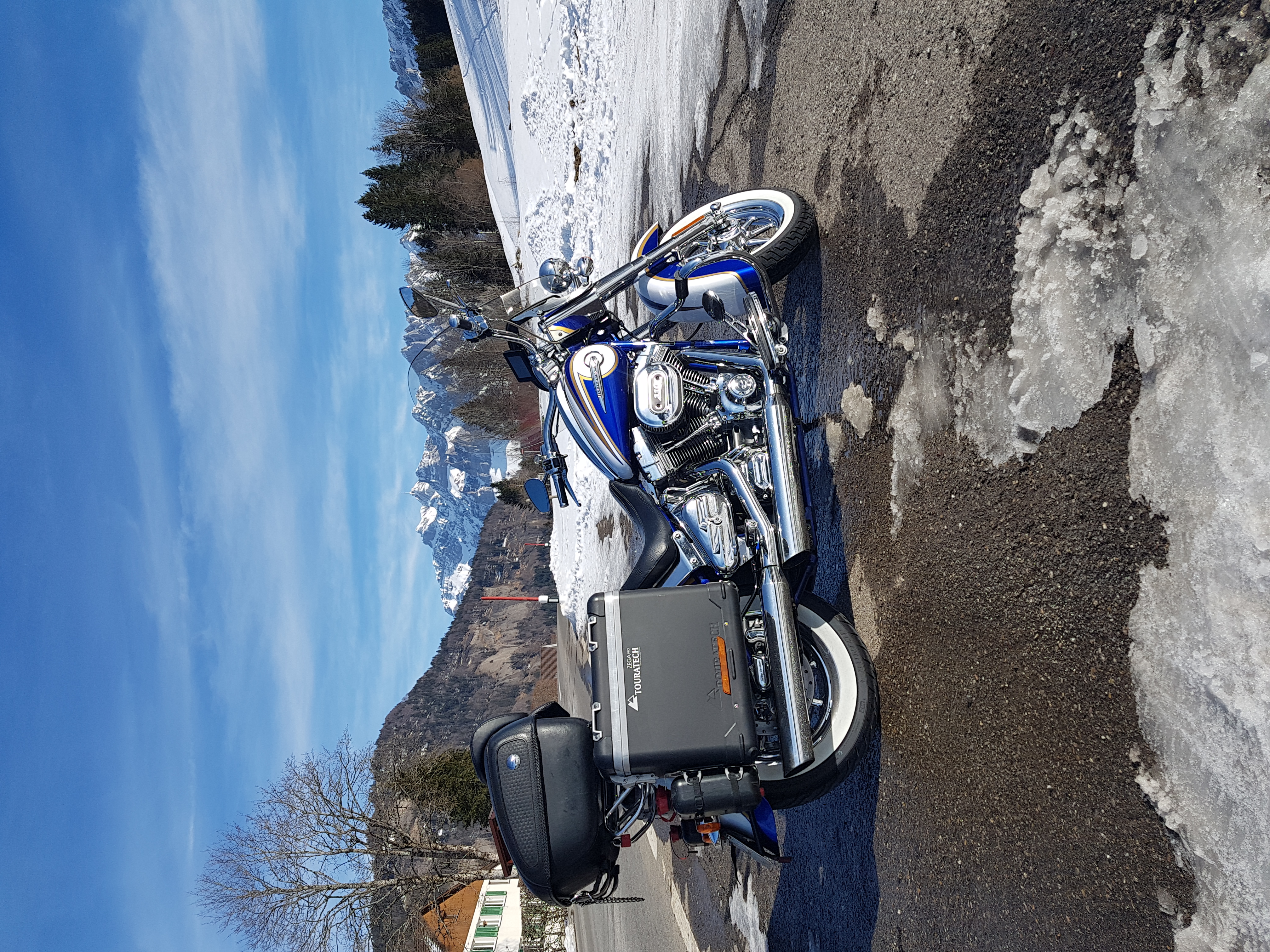 User image 688208ed47360