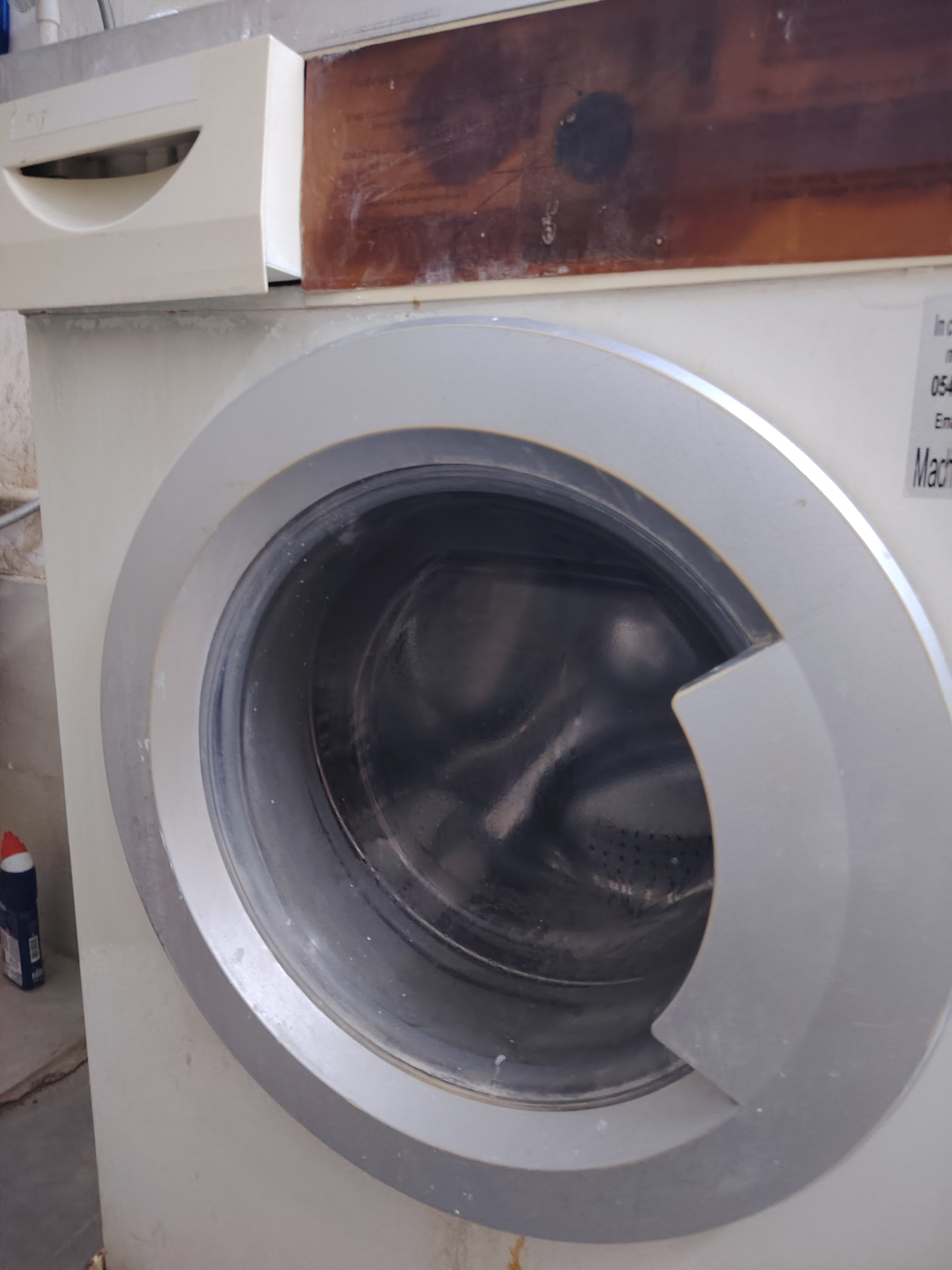 User image 688ef9ffb8889